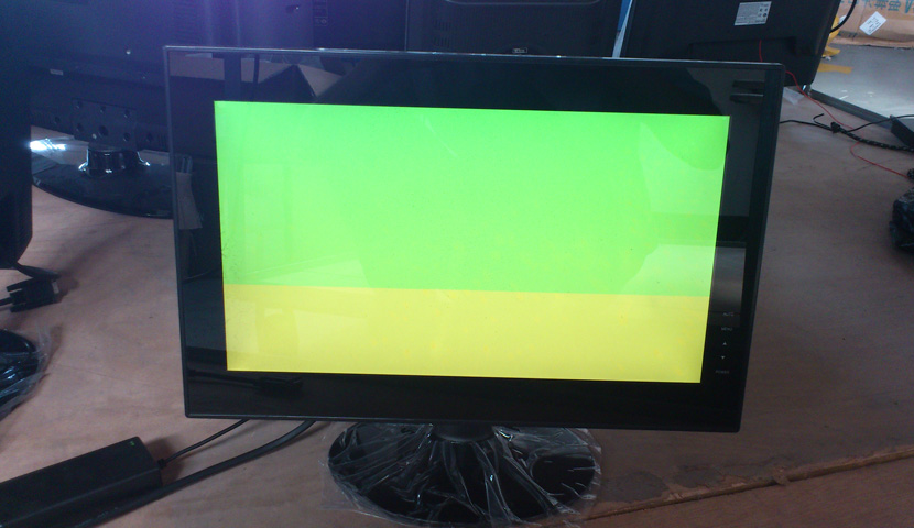 Trumps 17-inch LCD monitor